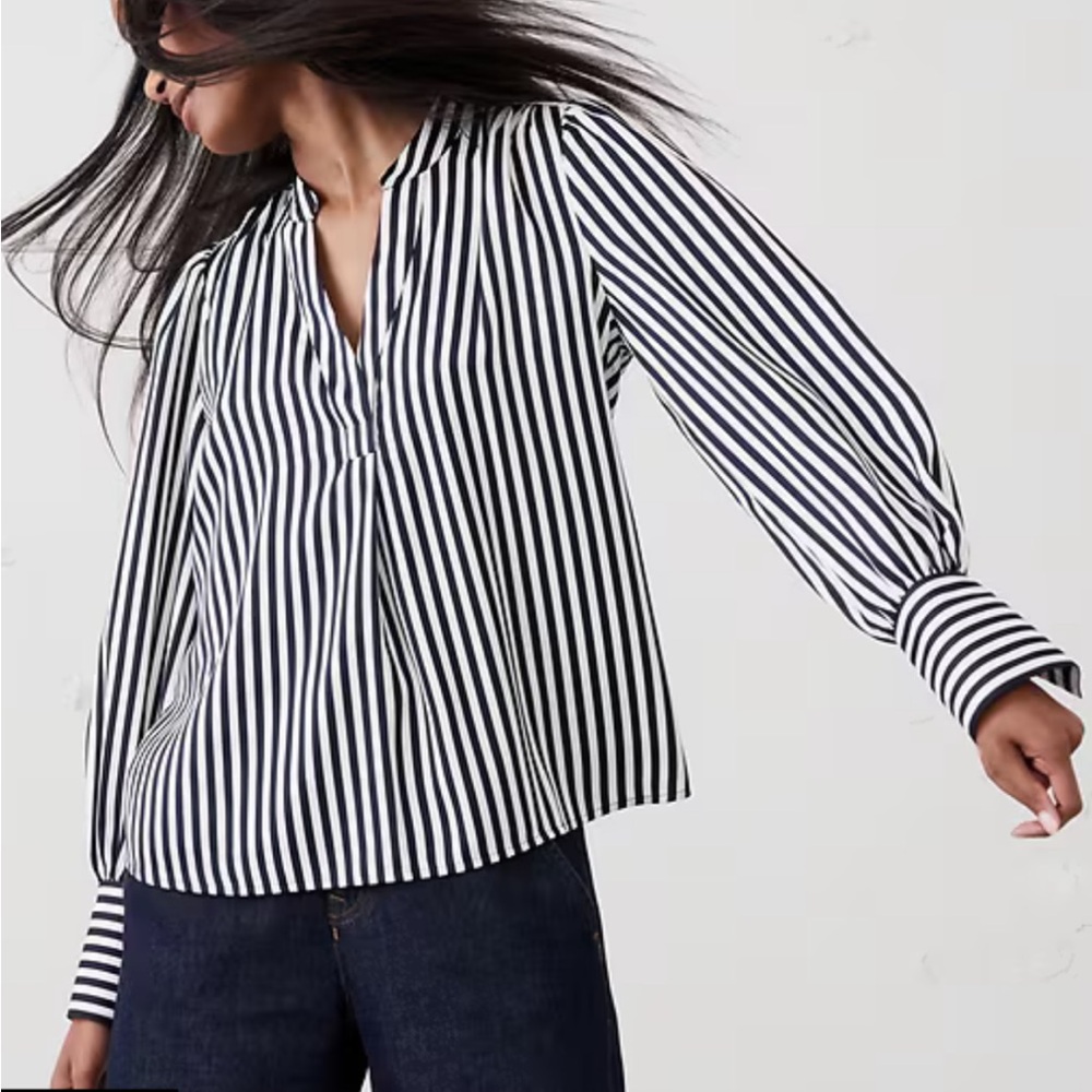 Stripe Crepe Volume Sleeve Blouse